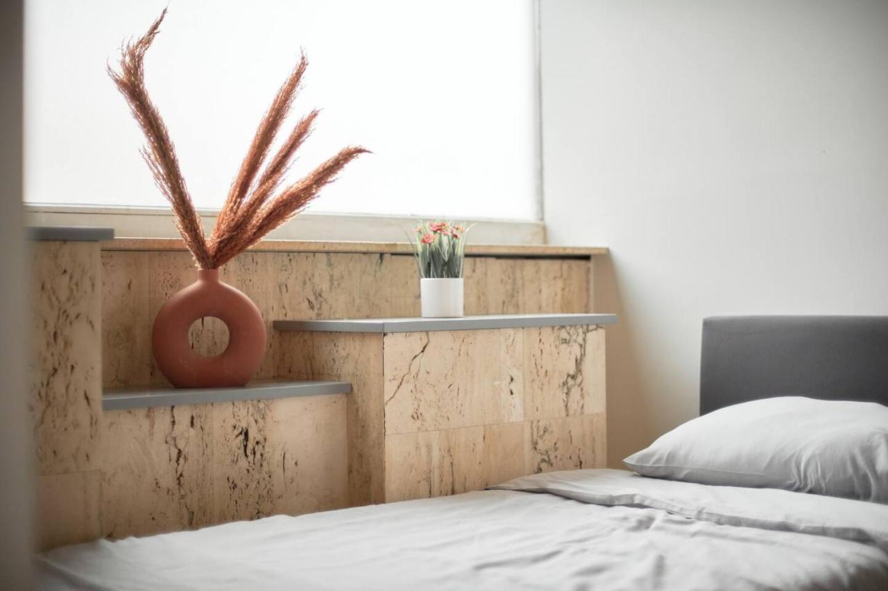 Bolofts Apartment แอนต์เวิร์ป ภายนอก รูปภาพ
